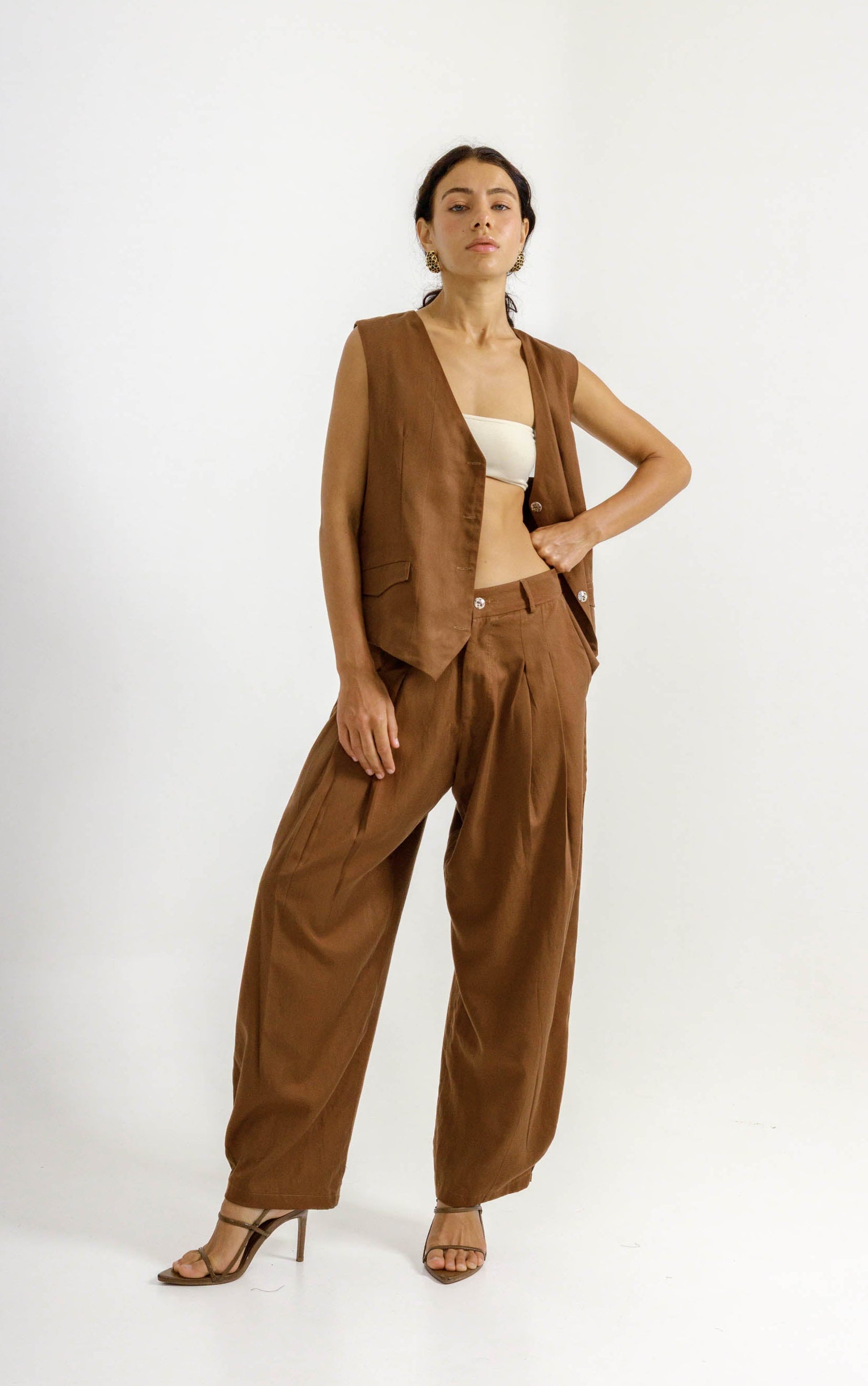 Haily Vest  - Brown